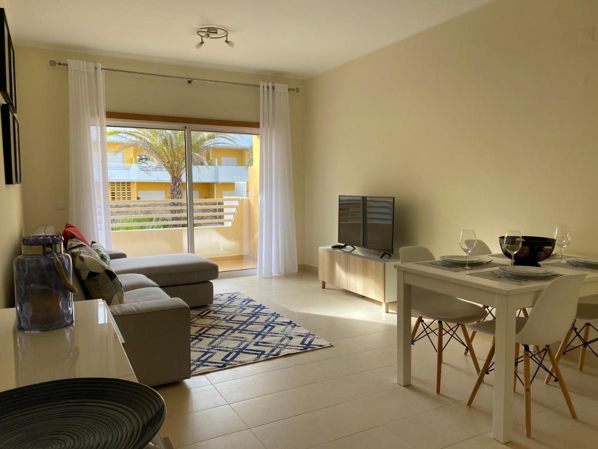 Apartamento T2 Com Piscina Em Conceicao E Cabanas De Tavira Buitenkant foto